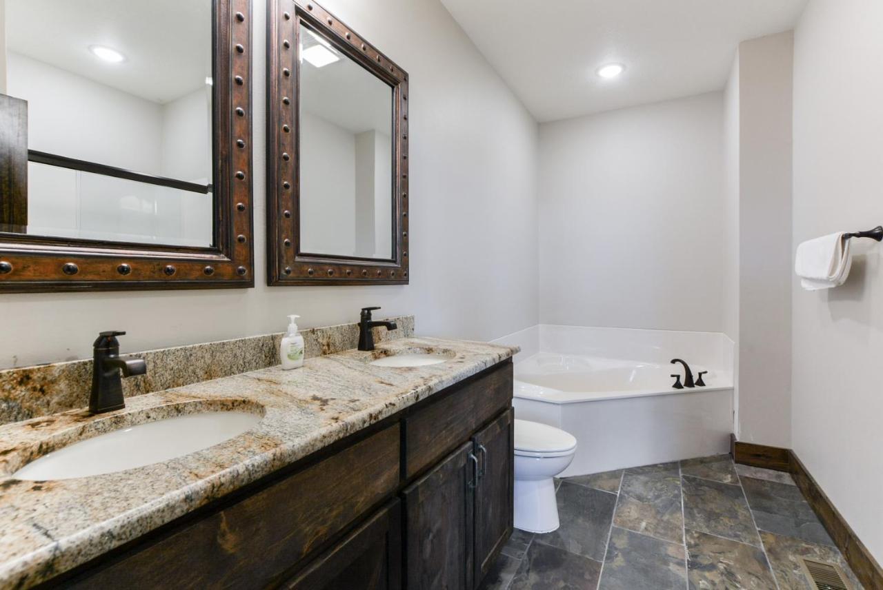 Lodge 73 Branson Eksteriør bilde